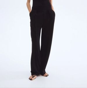 NWT H&M Gorgeous Size Small Black High Waisted Dress Pants With Pockets!!